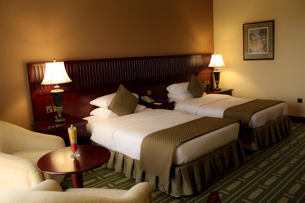 Golden Tulip Khatt Springs Resort & Spa Ras al-Khaimah Quarto foto